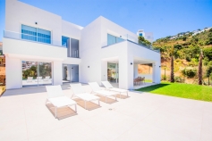 Villa Marbella East € 1.600.000,-