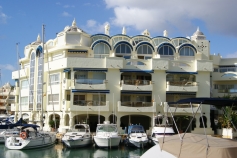 Appartement Puerto Marina € 499.000,-